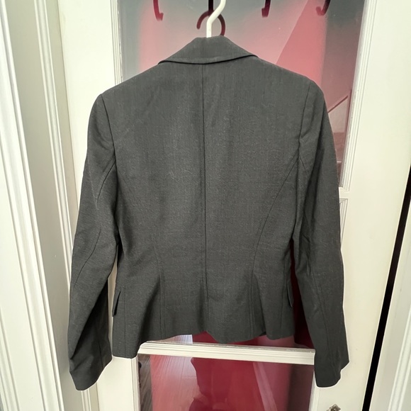 Ladies tailored jacket - Picture 2 of 5